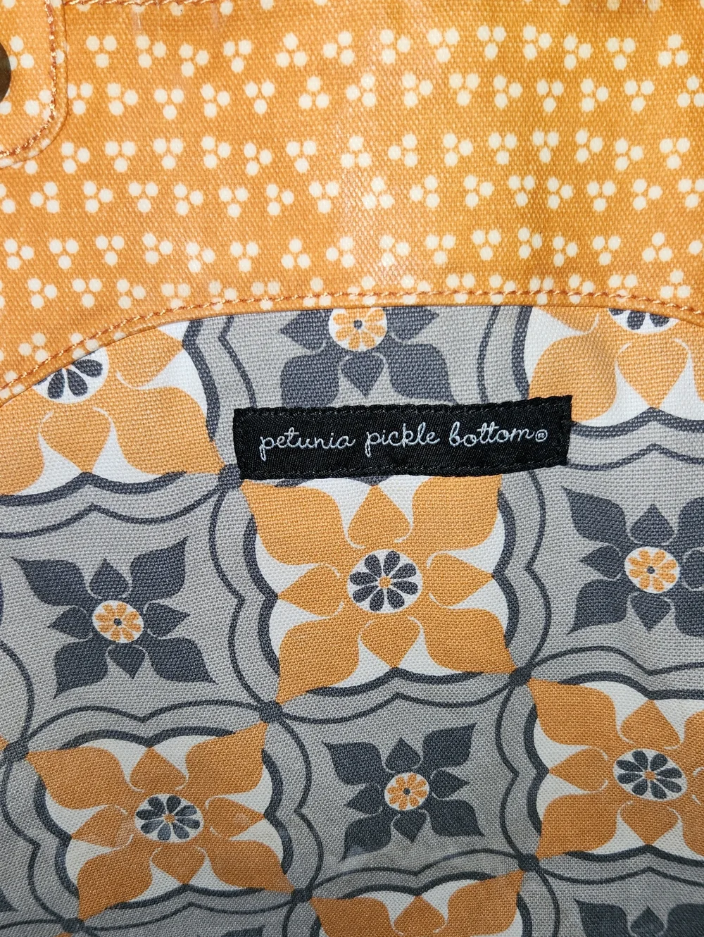 Petunia Pickle Bottom Diaoer Bag